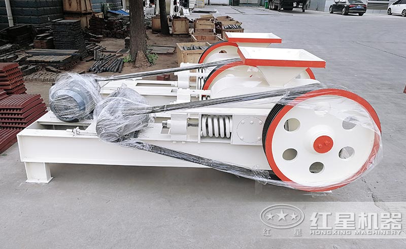 對輥式破碎機設備較簡單 對輥式破碎機設備較簡單