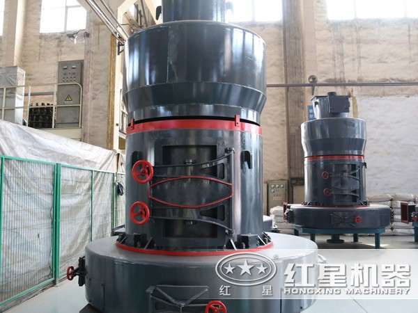 輝綠巖雷蒙磨粉機(jī)多少錢一臺(tái)？