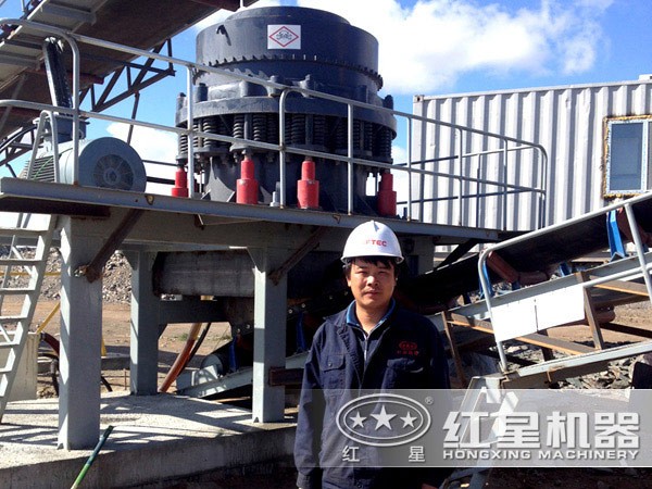 PYB600、900圓錐破現場作業圖