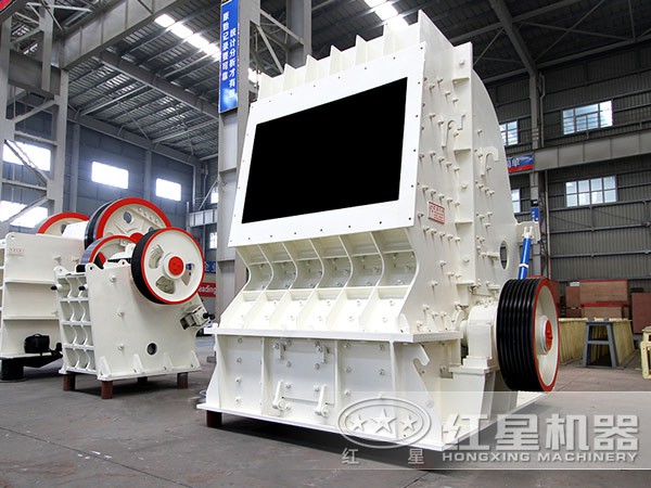 反擊破碎機
