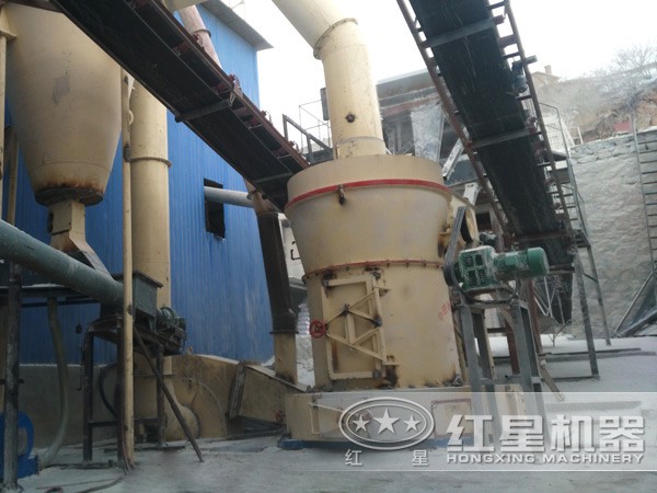 5R立式磨粉機現場作業圖