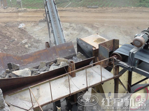 pcz重錘式破碎機作粗碎機使用