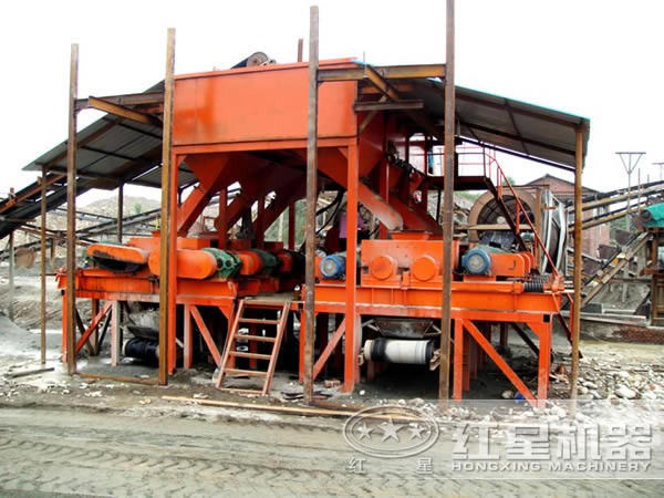 對輥破碎機客戶現(xiàn)場 對輥破碎機客戶現(xiàn)場