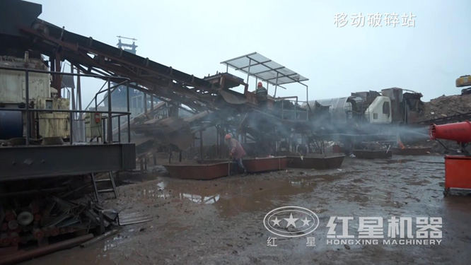 移動式建筑垃圾破碎機