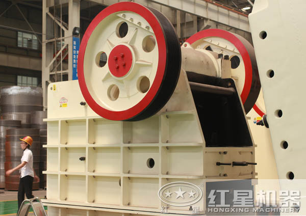 顎式破碎機 顎式破碎機