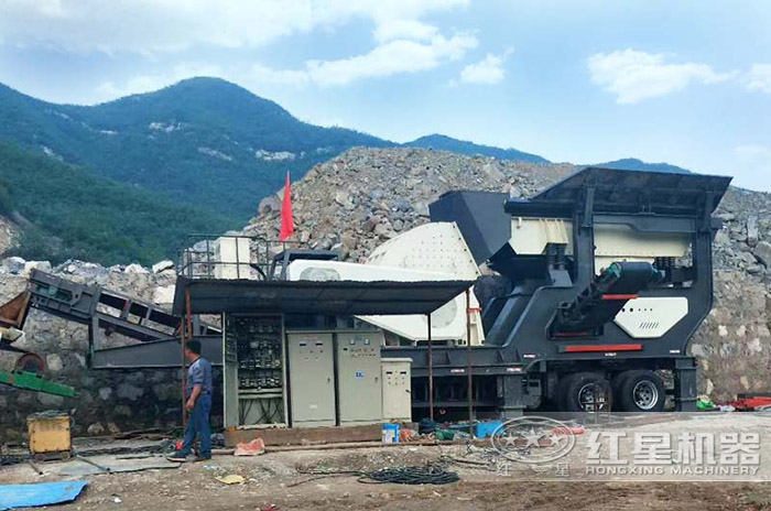 廣西南寧時產150噸移動錘破式制沙設備現場