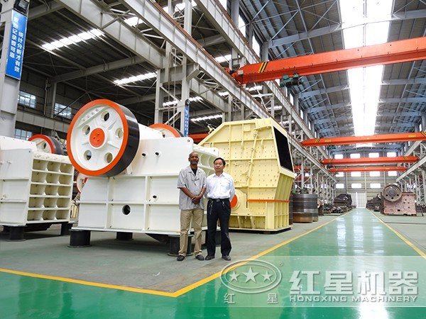 顎式破碎機(jī)