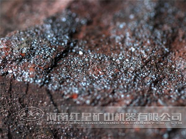 磁赤混合鐵礦